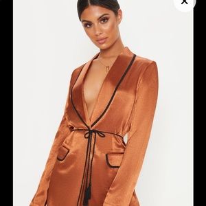 🍊 GORGEOUS SILKY BLAZER DRESS